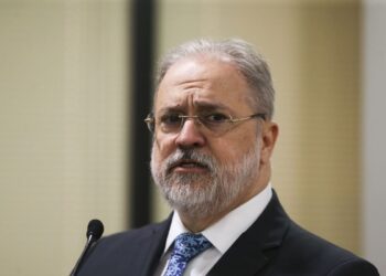PGR pede que STF suspenda parte de indulto natalino