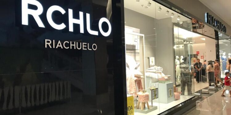 Guararapes (GUAR3), dona da Riachuelo, presta esclarecimentos sobre possível venda de participação