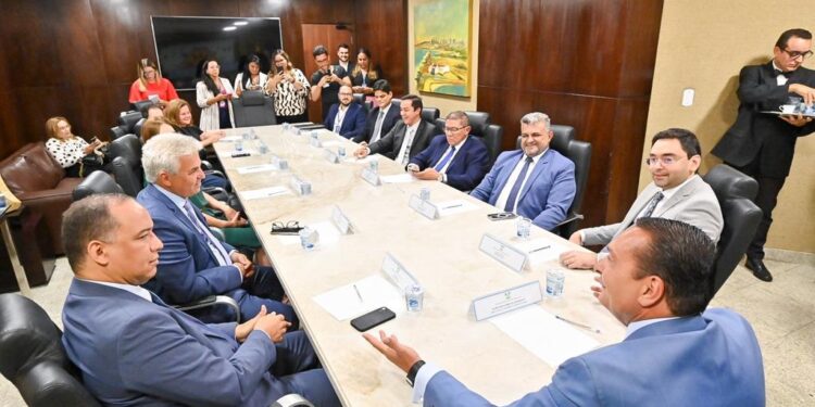 Deputados Estaduais do RN de primeiro mandato visitam AL/RN para conhecer funcionamento da casa