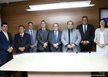 Nova Mesa Diretora da Câmara de Natal toma posse para biênio 2023/2024