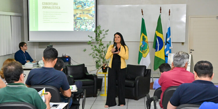 Projetos, ações e trâmites da AL/RN são apresentados aos assessores dos deputados eleitos