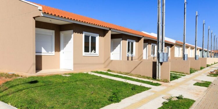 Ministro das Cidades anuncia retorno do Minha Casa, Minha Vida