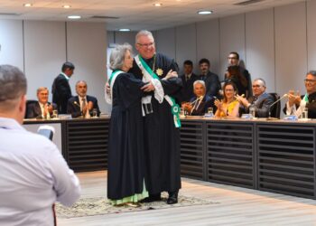 Eridson Medeiros assume presidência do TRT-RN e empossa vice-presidente e ouvidora