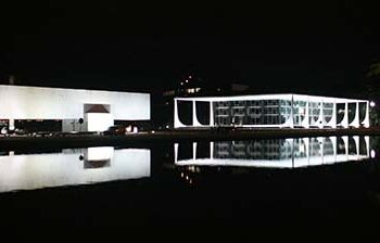 Competência para julgar crimes de militares nos atos de vandalismo de 8/1 é do STF