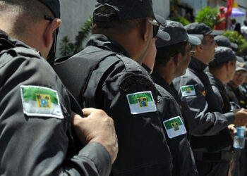 Graduação na PM exige atendimento aos requisitos da nova lei complementar