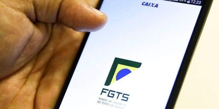 FGTS: Quem aderiu ao saque-aniversário poderá sacar rescisão a partir de março, diz Marinho