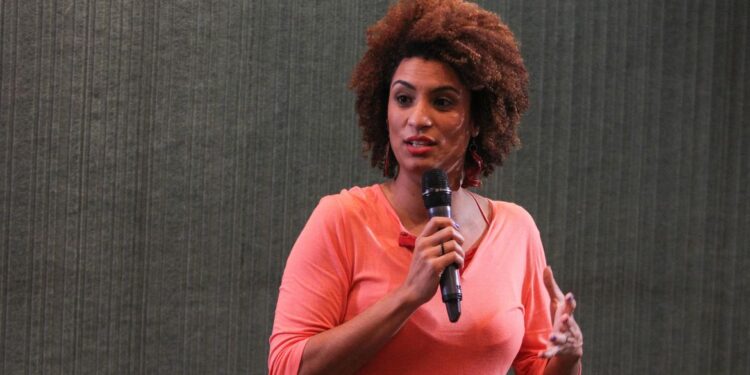 Inquérito para apurar mortes de vereadora Marielle Franco e motorista Anderson Gomes é aberto pela PF