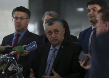 Reforma tributária pode ser votada até final do ano, diz líder do Governo da Câmara