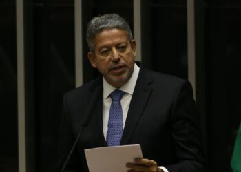 Arthur Lira é reeleito para presidência da Câmara dos Deputados