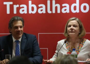 Fazenda finaliza proposta para correção da tabela do Imposto de Renda