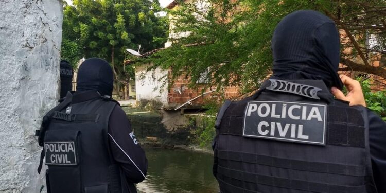 Polícia Civil do RN realiza operação na divisa dos estados do RN e CE e líder de facção morre em confronto com policiais