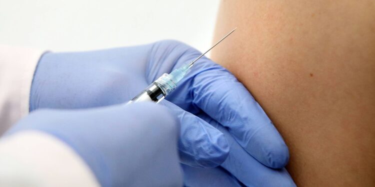 Nova vacina contra a dengue é aprovada pela Anvisa