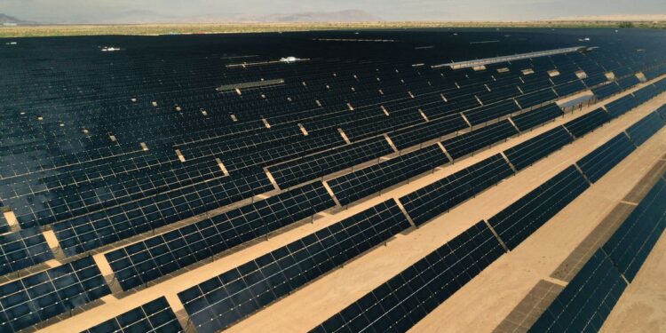 Geração de energia solar terá isenção fiscal para placas fotovoltaicas