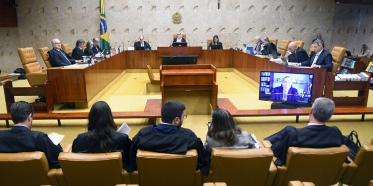 Ministros do STF cobram retomada do julgamento sobre juiz de garantias