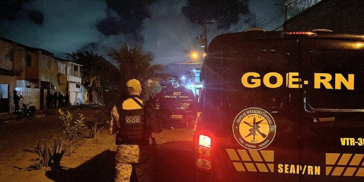 Polícia Penal prende cinco monitorados por tornozeleira eletrônica