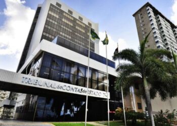 Tribunal de Contas entrega selos de qualidade em transparência para prefeituras e câmaras do RN