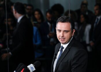 Pacheco busca ‘consenso’ para MPs e promete a Lula celeridade com regra fiscal