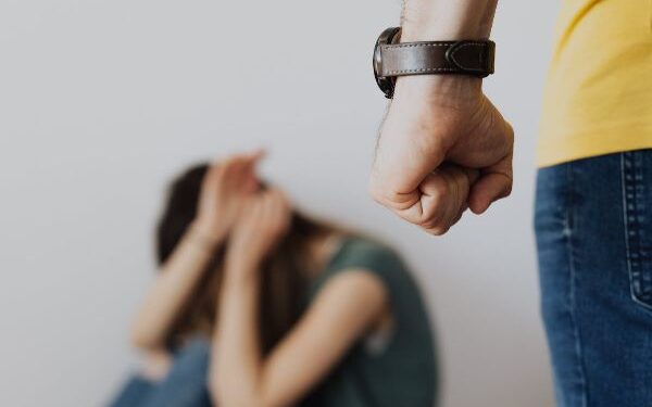 Mototaxista é condenado a oito anos de reclusão por estupro de adolescente na Grande Natal