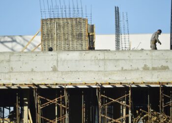 Plataforma online mapeará obras paradas em estados e municípios