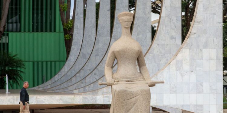 Supremo tem cinco votos para tornar réus envolvidos em atos golpistas