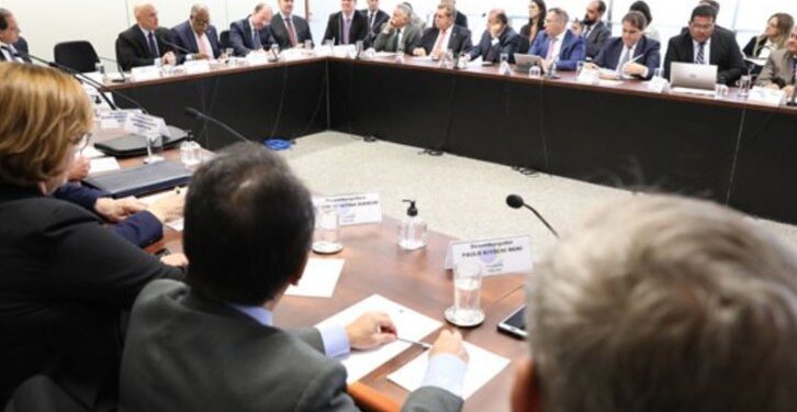 Presidente do TSE recebe TREs para discutir assuntos das Eleições 2024