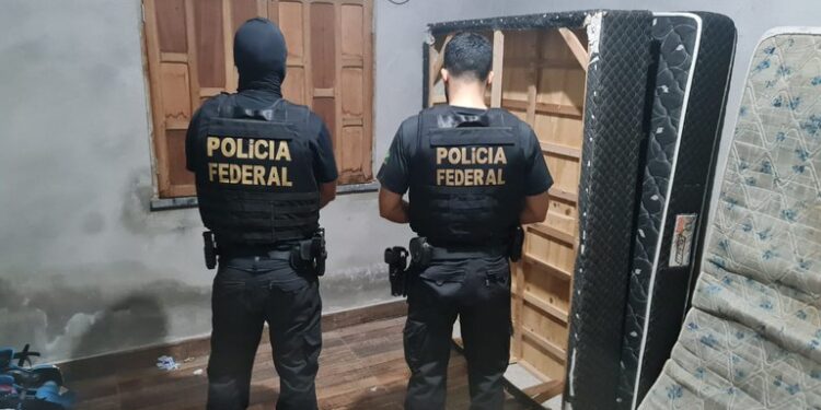 Com mandados cumpridos no RN, PF deflagra Operação Tricoat II contra tráfico de drogas e lavagem de dinheiro