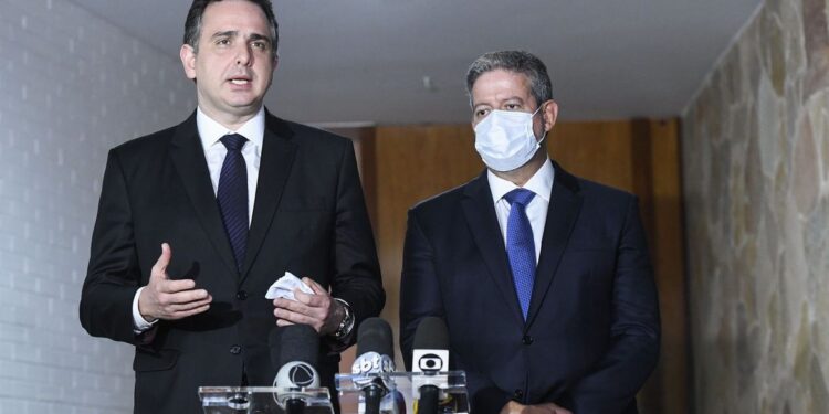 Congresso adia instalação de comissão de MP que reestrutura Executivo