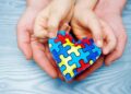 Mãe consegue horário especial para cuidar de filho com transtorno de espectro autista