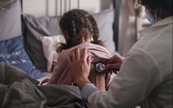 Portador de microcefalia garante na Justiça direito a Home Care