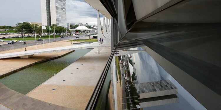 Governo entrega LDO até sexta, com projeção sobre novo arcabouço fiscal