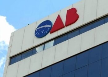 Decisão do STF que acaba com prisão especial para quem tem cursos superior não alcança advogados, esclarece OAB