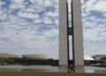 Congresso aprova reajuste para servidores e piso da enfermagem