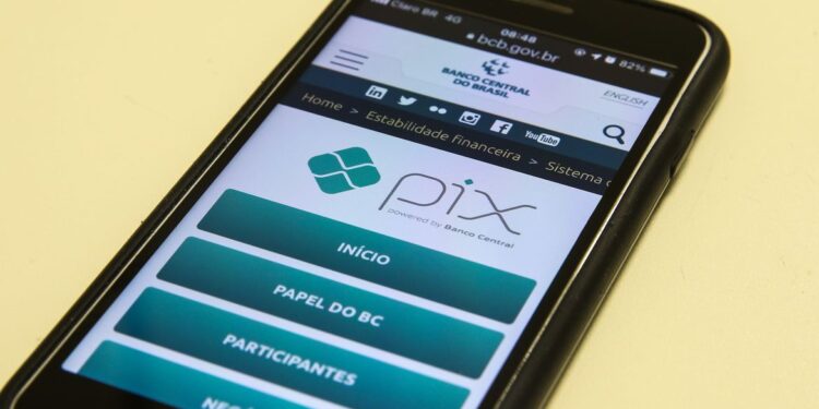 Número de transações mensais via Pix supera marca de 3 bilhões