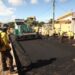 Obras de drenagem e pavimentação no San Vale chegam a 60% de execução
