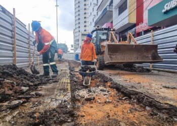 Obras de requalificação da Rua João Pessoa seguem dentro cronograma