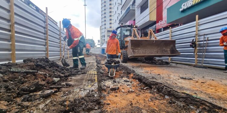Obras de requalificação da Rua João Pessoa seguem dentro cronograma
