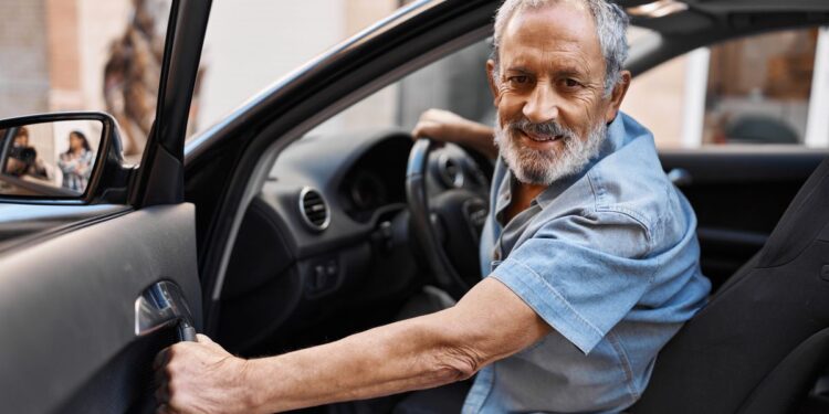 MPRN recomenda que Detran isente as pessoas idosas das taxas para renovação da Carteira Nacional de Habilitação