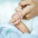 Mãe de bebê prematuro recebe indenização por falta de prorrogação da licença