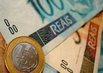 Prefeitos pedem aumento de 1,5% em fundo para pagar piso da enfermagem