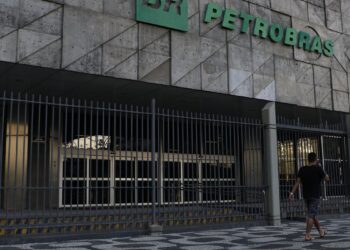 Petrobras pede reconsideração para explorar Foz do Amazonas