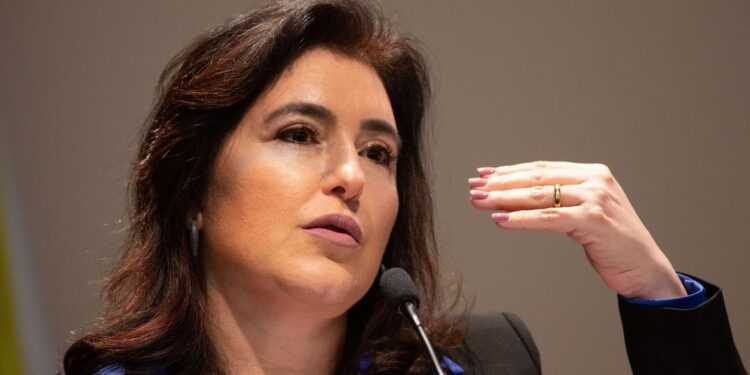 Pobres voltarão a ser prioridade no Orçamento, reafirma Simone Tebet