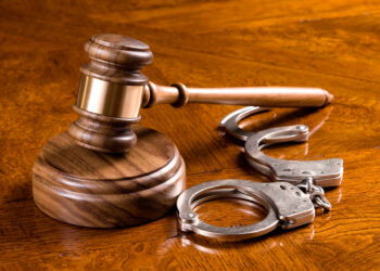 TJ/RN nega habeas corpus para homem preso com skunk e R$ 94 mil em rodovia da Grande Natal