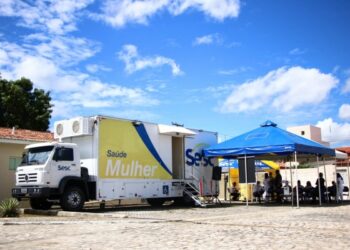 Carnaubais recebe unidade móvel Sesc Saúde Mulher pela primeira vez
