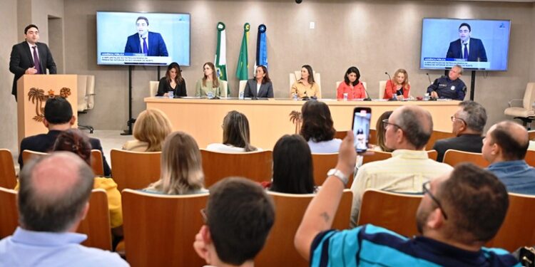 Audiência discute formas para implementar Patrulha Maria da Penha no interior