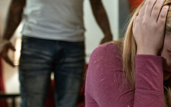 Homem que injuriou e caluniou diretor e merendeira de escola em Natal tem condenação mantida pelo TJ/RN