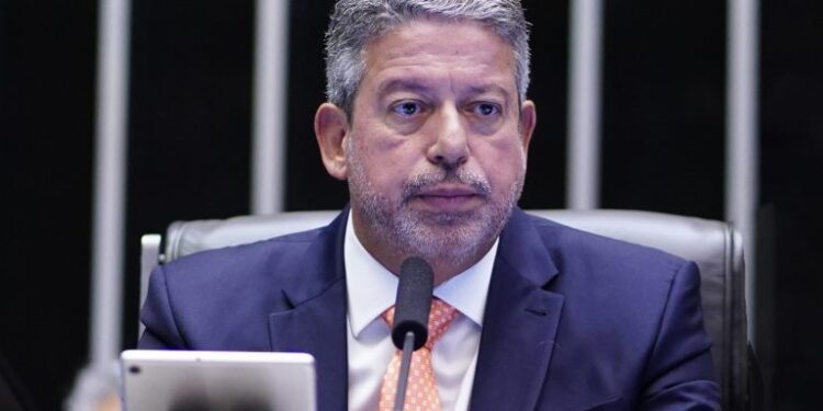 Lira diz que governo sinalizou mudanças na articulação política