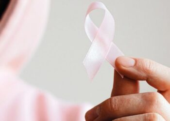 Plano de saúde terá que custear exame de tomografia para idosa em tratamento contra o câncer