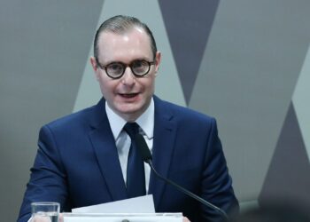 Em sabatina, Zanin diz que é defensor fervoroso da Constituição