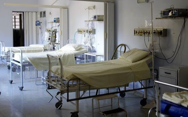 Idosa internada com infecção hospitalar deve ter tratamento domiciliar custeado por plano de saúde, decide TJ/RN