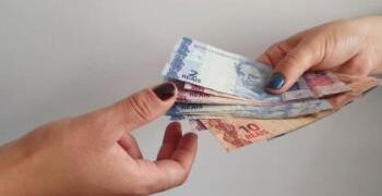 Caixa que alegava ser acusada de furto por diferenças de valores não consegue indenização